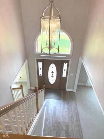 1846 S Fox Cove Boulevard, New Palestine, IN 46163
