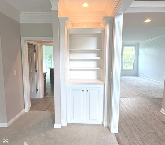 1846 S Fox Cove Boulevard, New Palestine, IN 46163