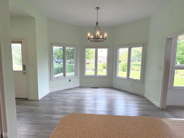 1846 S Fox Cove Boulevard, New Palestine, IN 46163