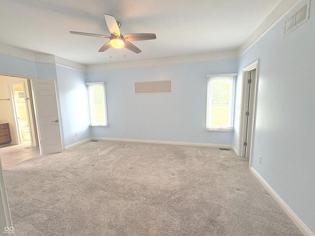 1846 S Fox Cove Boulevard, New Palestine, IN 46163