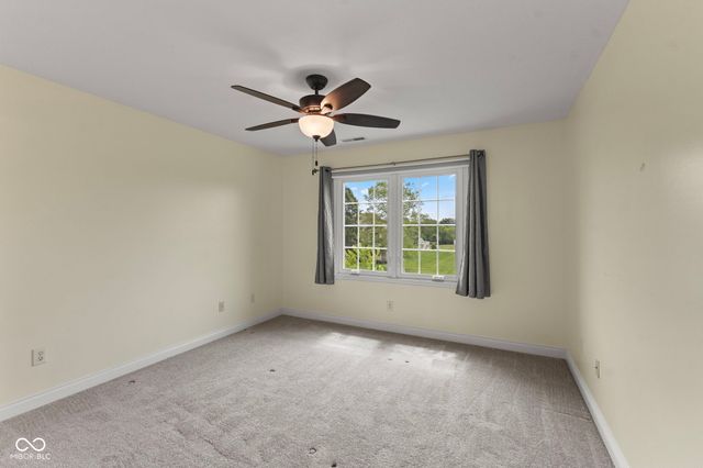 1846 S Fox Cove Boulevard, New Palestine, IN 46163