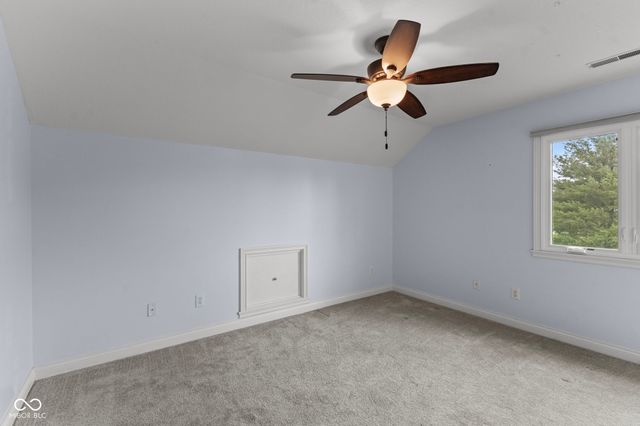 1846 S Fox Cove Boulevard, New Palestine, IN 46163