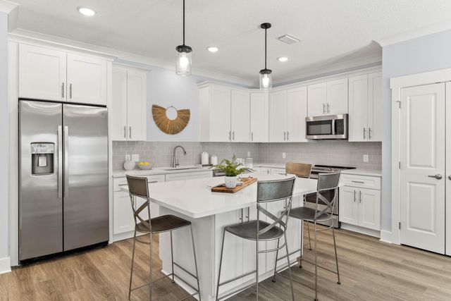 100 Beach Drive Unit 7, Destin, FL 32541