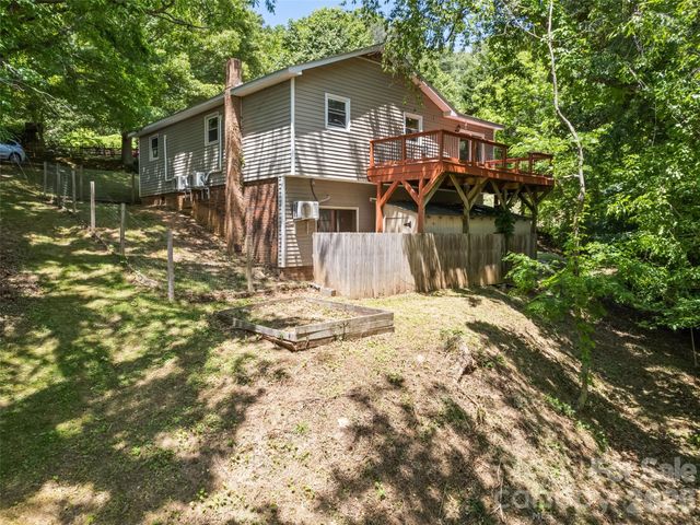 157 Highland Terrace, Clyde, NC 28721