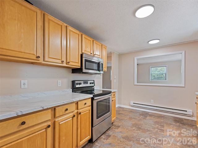 157 Highland Terrace, Clyde, NC 28721