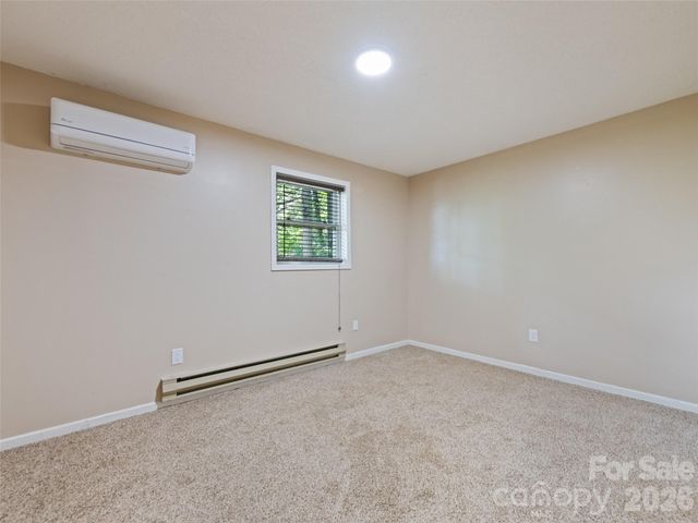 157 Highland Terrace, Clyde, NC 28721