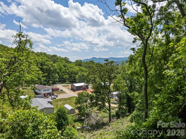 157 Highland Terrace, Clyde, NC 28721
