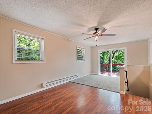 157 Highland Terrace, Clyde, NC 28721