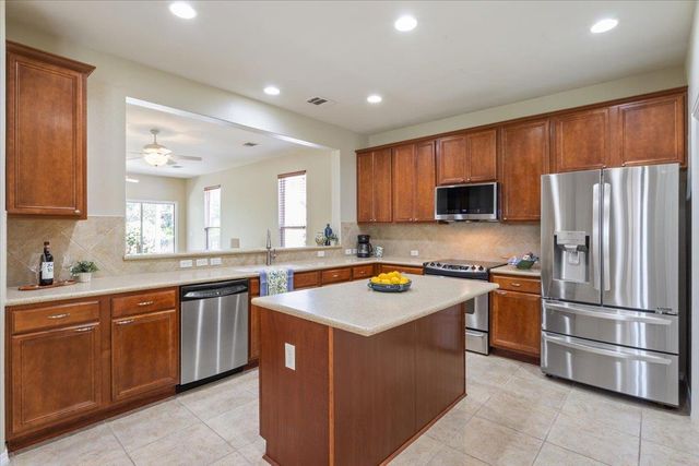 405 Fort Griffin TRL, Georgetown, TX 78633