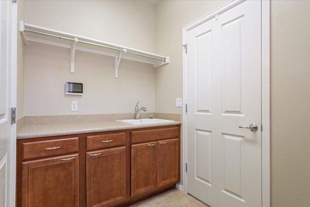 405 Fort Griffin TRL, Georgetown, TX 78633