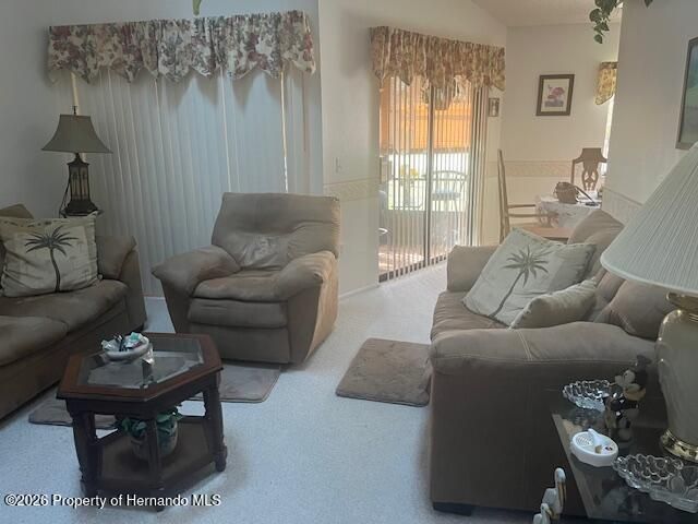9430 Nakoma Way, Weeki Wachee, FL 34613