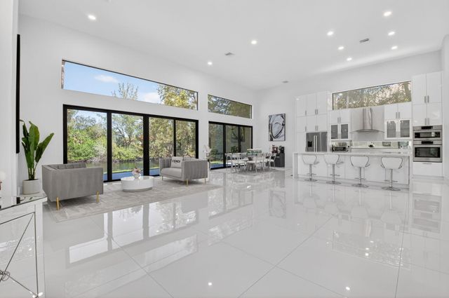 7075 Siena Court, Boca Raton, FL 33433