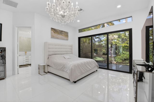 7075 Siena Court, Boca Raton, FL 33433