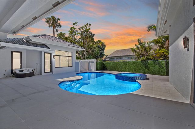 7075 Siena Court, Boca Raton, FL 33433