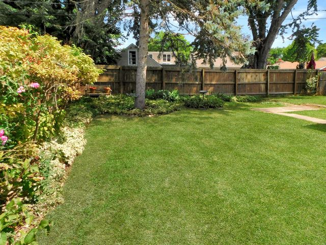 1007 Luther Avenue, Rockford, IL 61107
