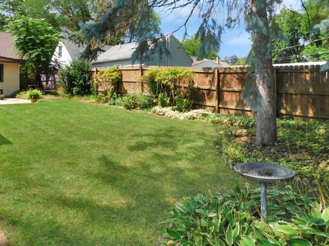1007 Luther Avenue, Rockford, IL 61107