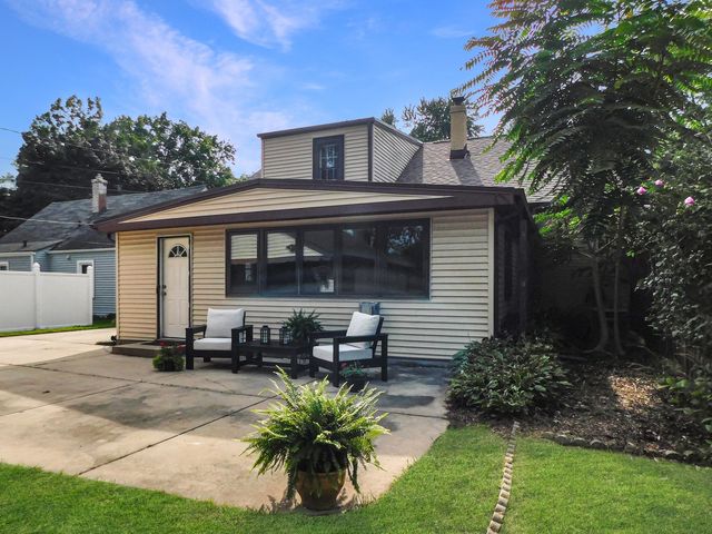 1007 Luther Avenue, Rockford, IL 61107