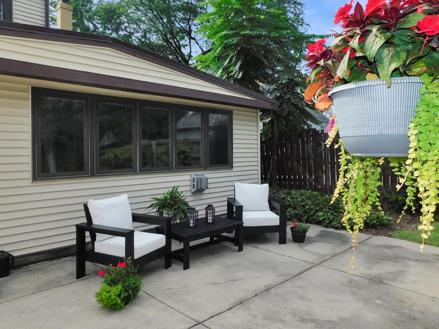 1007 Luther Avenue, Rockford, IL 61107
