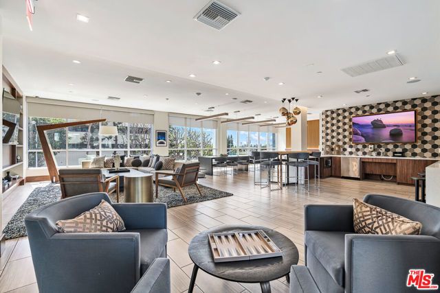 10601 Washington Boulevard 705, Culver City, CA 90232