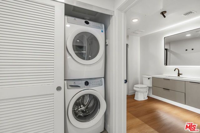 10601 Washington Boulevard 705, Culver City, CA 90232