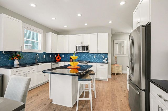 695 Elizabeth Dr., Murrells Inlet, SC 29576