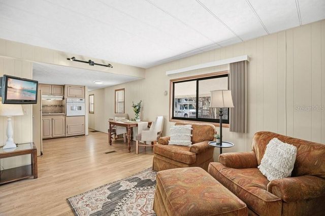 6 FLORENCE BOULEVARD, Debary, FL 32713