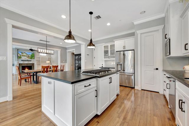 1421 Blair Street, Houston, TX 77008