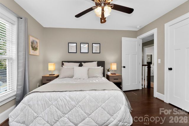 2400 Bay Street, Charlotte, NC 28205