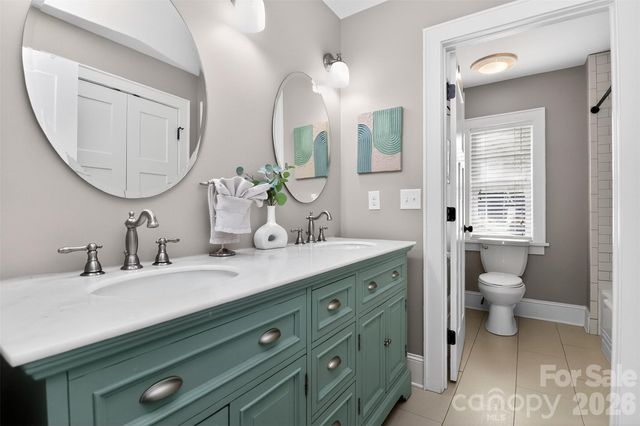 2400 Bay Street, Charlotte, NC 28205