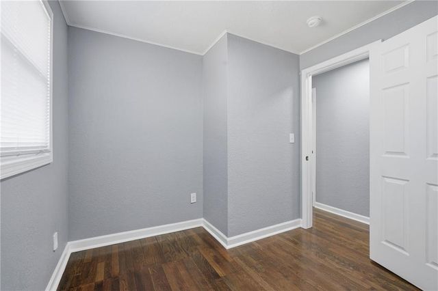 1002 NE 62nd Street, Gladstone, MO 64118