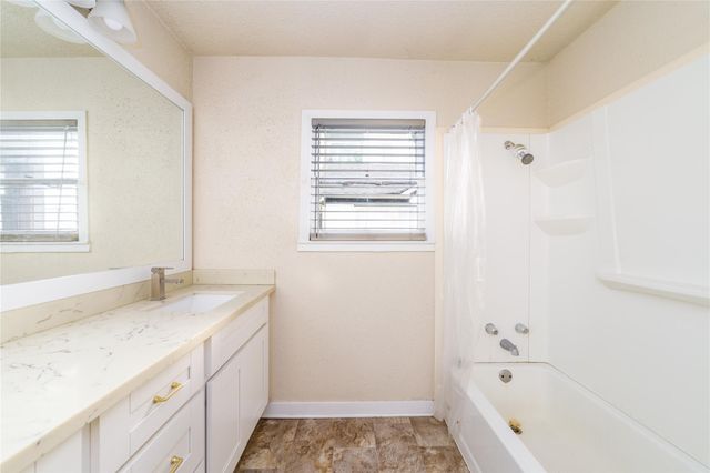 2406 Charleston Street, Houston, TX 77021