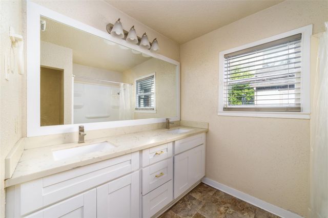 2406 Charleston Street, Houston, TX 77021