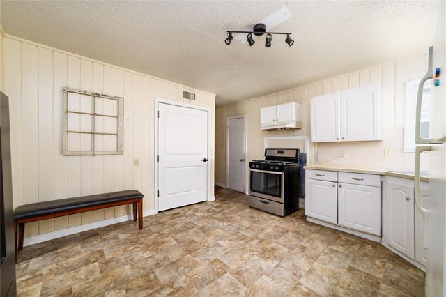 2406 Charleston Street, Houston, TX 77021