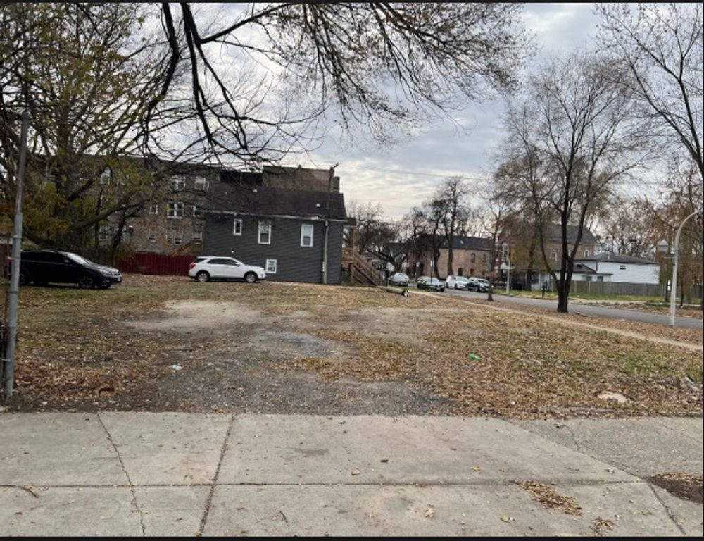 4023 W 16th Street, Chicago, IL 60623