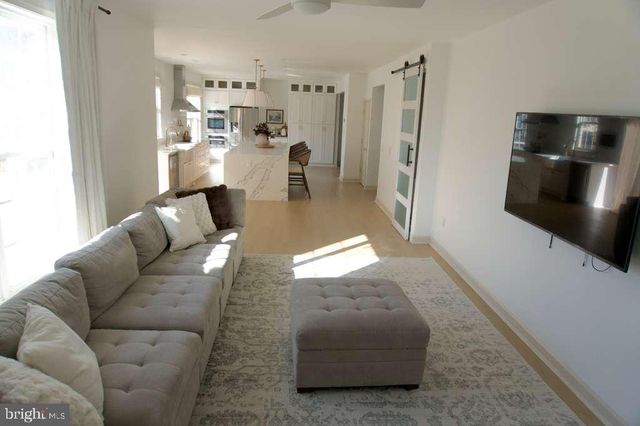 108 WHEELER LN, Frederick, MD 21702