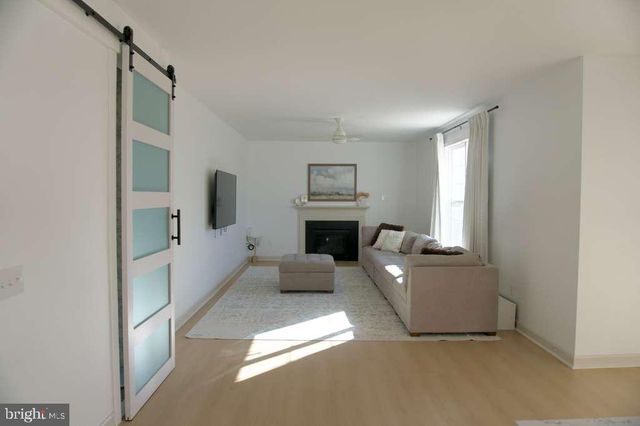 108 WHEELER LN, Frederick, MD 21702