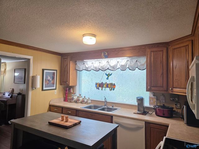 405 Short Street SE, Hartselle, AL 35640