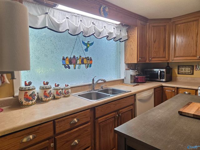 405 Short Street SE, Hartselle, AL 35640