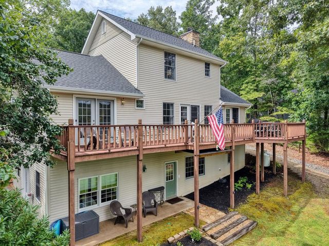 176 Madison Avenue, Blairsville, GA 30512