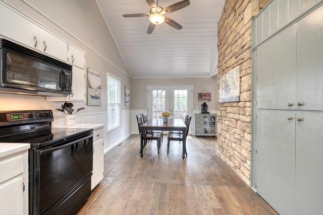 176 Madison Avenue, Blairsville, GA 30512