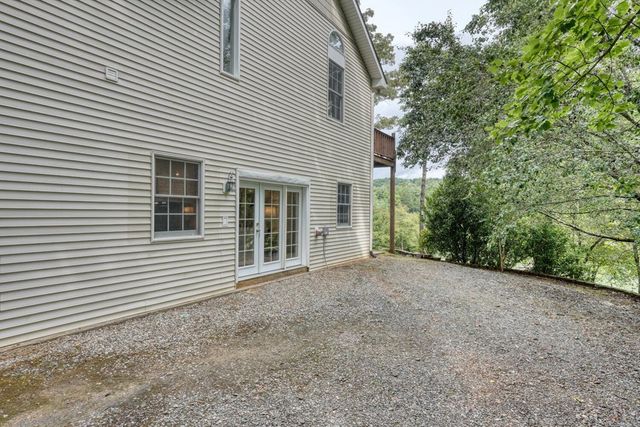 176 Madison Avenue, Blairsville, GA 30512