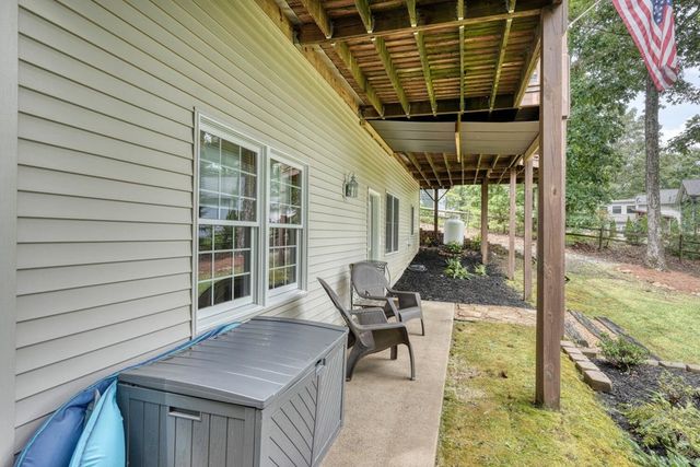 176 Madison Avenue, Blairsville, GA 30512