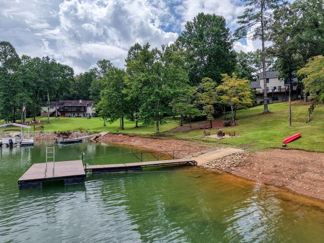 176 Madison Avenue, Blairsville, GA 30512