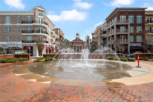 140 N Bluff, Alpharetta, GA 30004