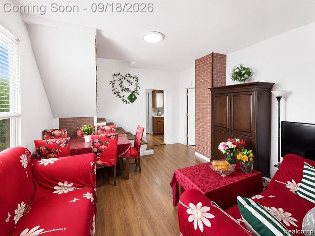 3875 Sobieski Street, Detroit, MI 48212