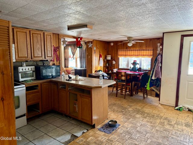 79 Michigan Lane, Fort Ann, NY 12827