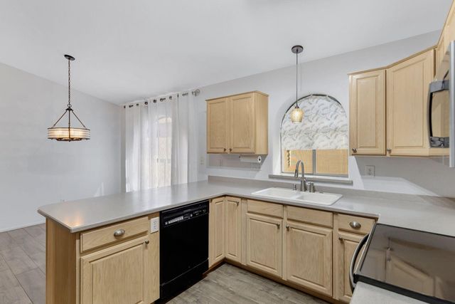 3926 E Potter Drive, Phoenix, AZ 85050