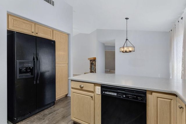 3926 E Potter Drive, Phoenix, AZ 85050