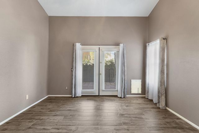 3926 E Potter Drive, Phoenix, AZ 85050