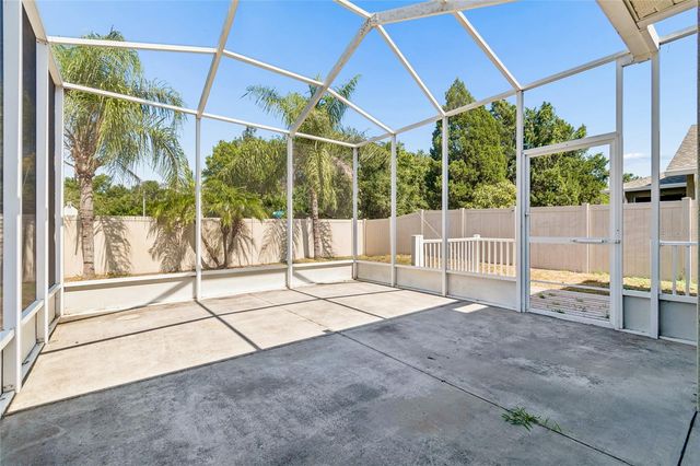 915 WINDTON OAK DRIVE, Ruskin, FL 33570